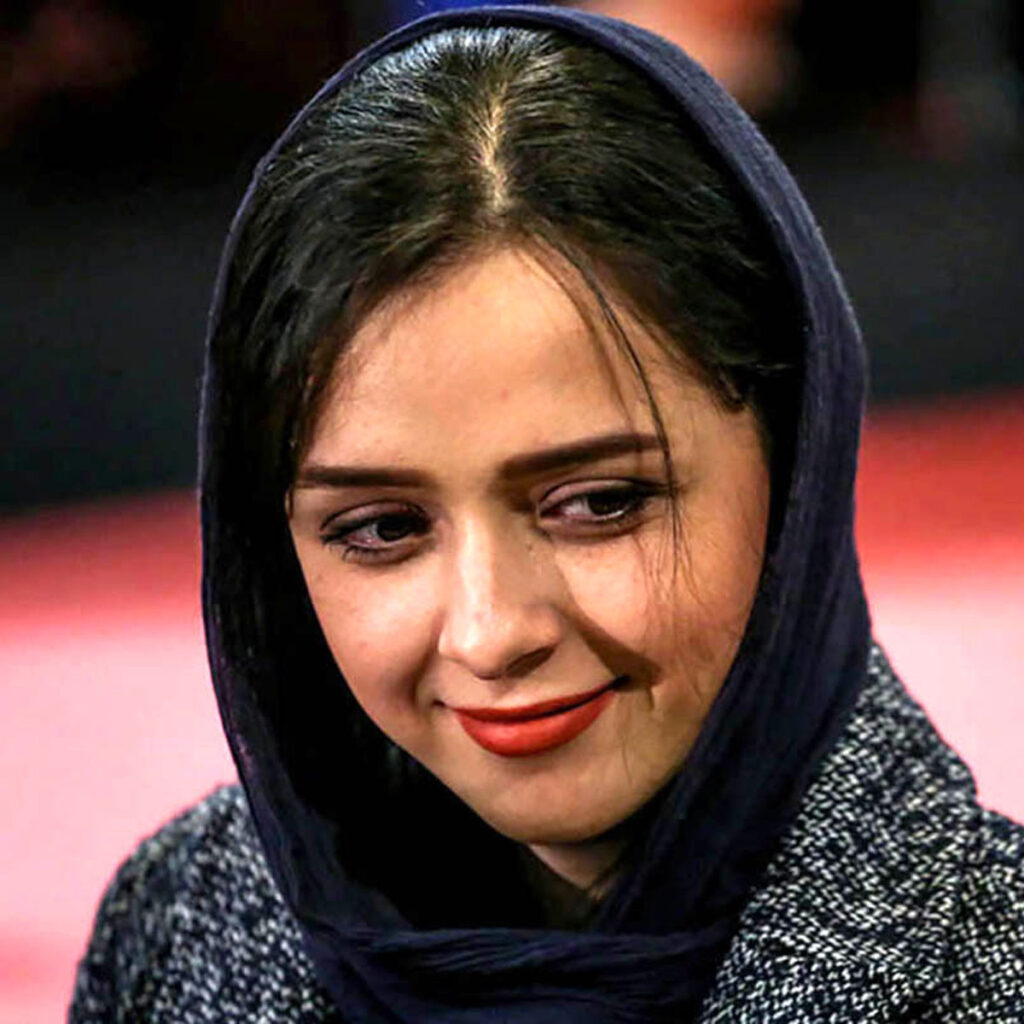 بیوگرافی ترانه علیدوستی